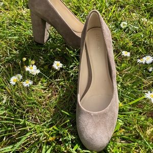 Cole Haan platform taupe suede 3” heel pumps